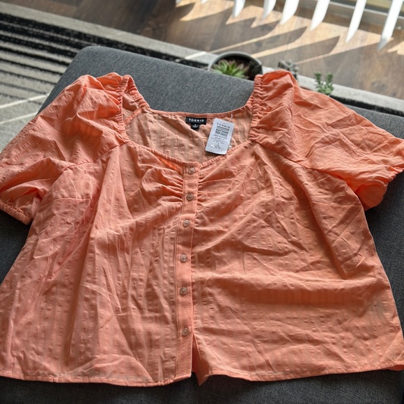 torrid Tops - NWT Torrid Coral Button-Up Blouse